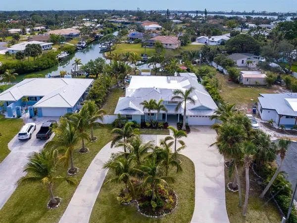 $1,750,000 | 221 Lychee Road, Nokomis, FL 34275