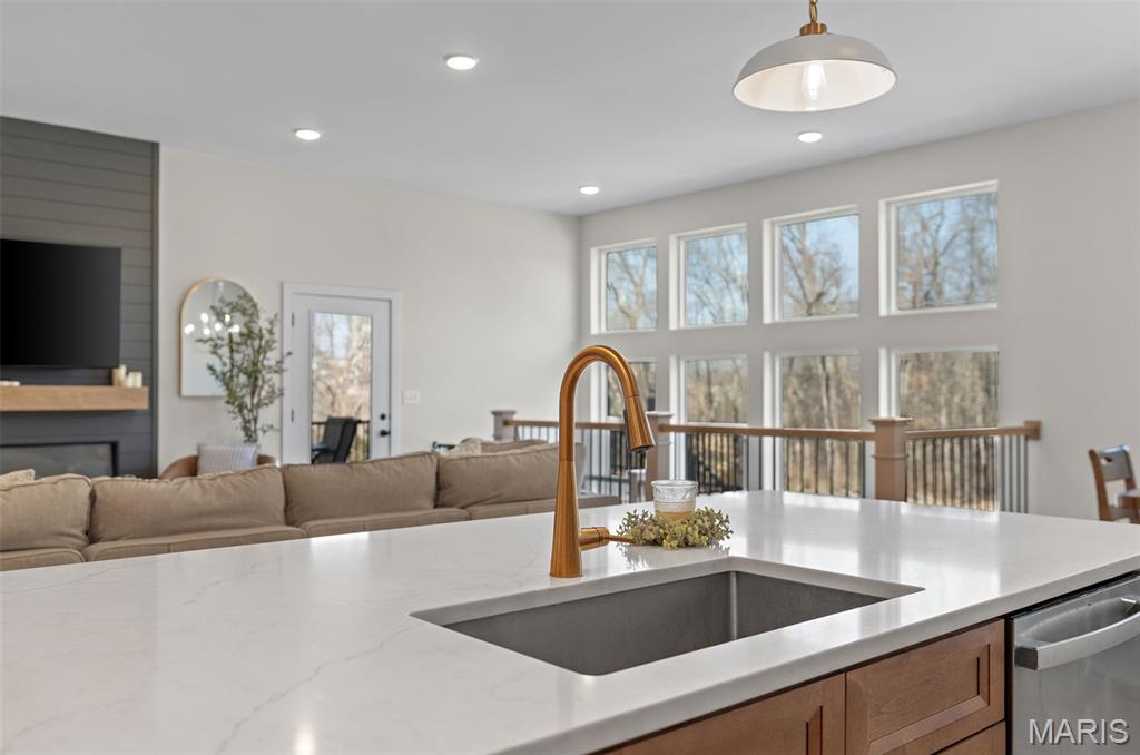 2317 Fiddlers Close Road Washington, MO 63090 - Photo 2 of 23