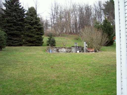 123 Ashbaugh Road Jeannette, PA 15644 - Photo 3 of 8 View.