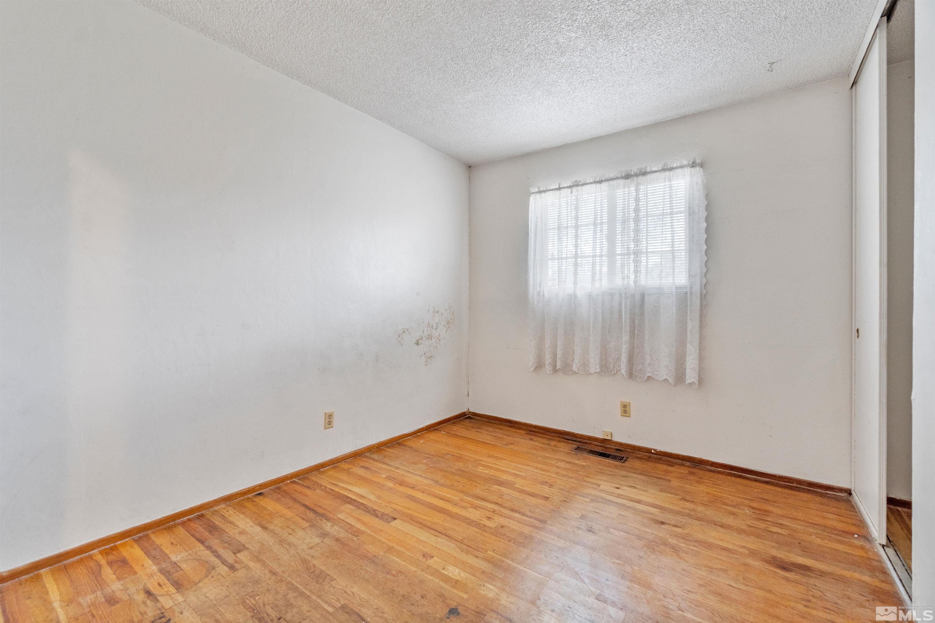 2501 Cannan Street Reno, NV 89512 - Photo 21 of 31 Photo 21