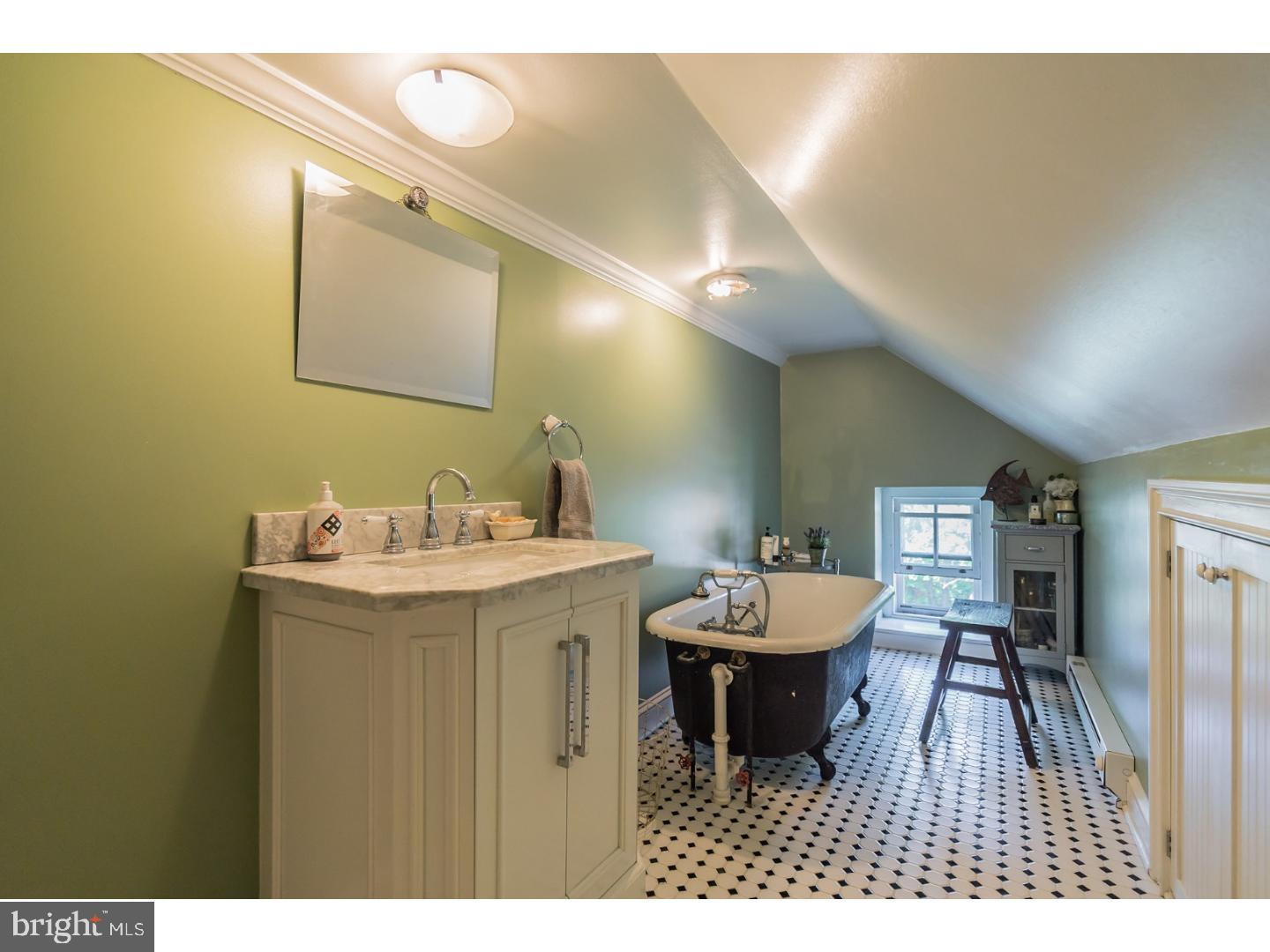 24 Delaware Road Riegelsville, PA 18077 - Photo 22 of 25 Master Bathroom