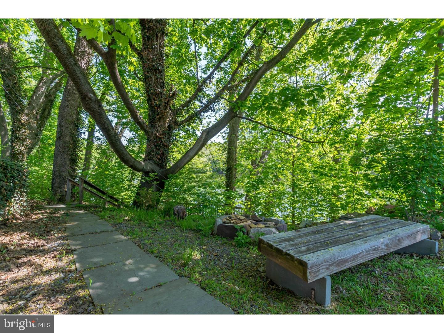 24 Delaware Road Riegelsville, PA 18077 - Photo 8 of 25 Deck