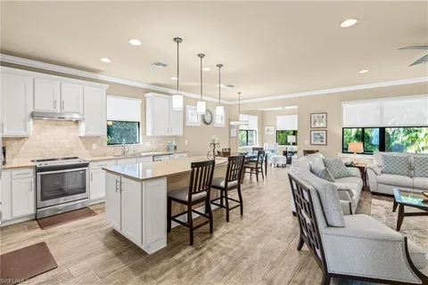 $639,000 | 14671 Laguna Drive, Fort Myers, FL 33908