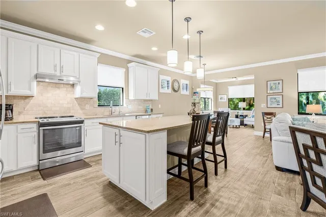 $649,000 | 14671 Laguna Drive, Fort Myers, FL 33908