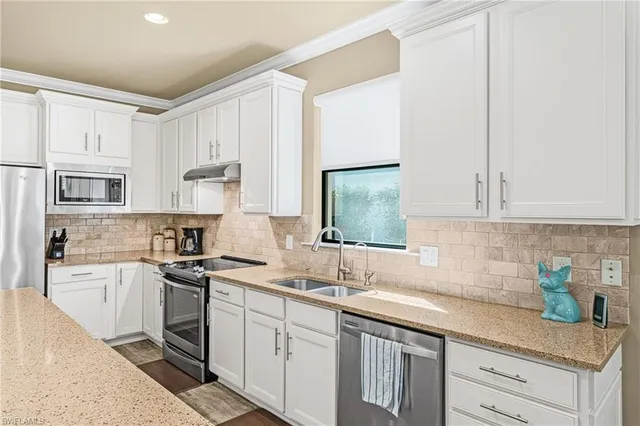 $649,000 | 14671 Laguna Drive, Fort Myers, FL 33908