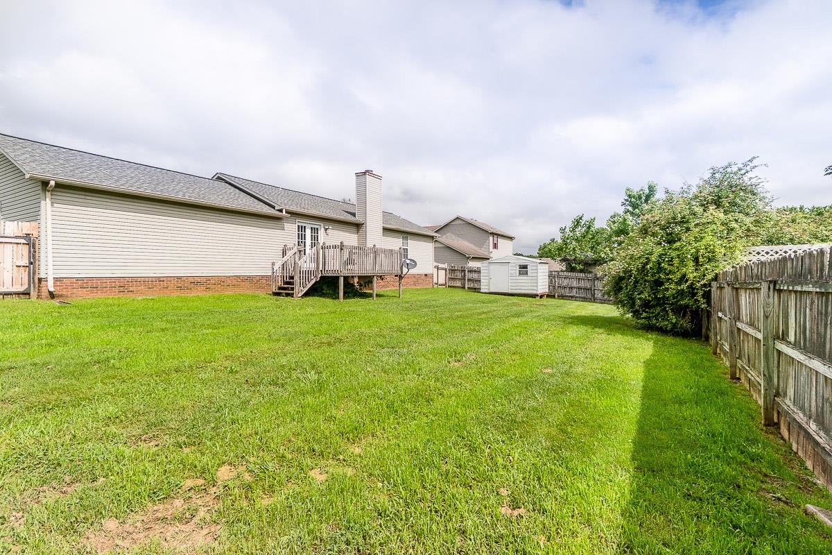 404 Rutherford Lane Columbia, TN 38401 - Photo 20 of 20 Large Privacy Fenced Backyard