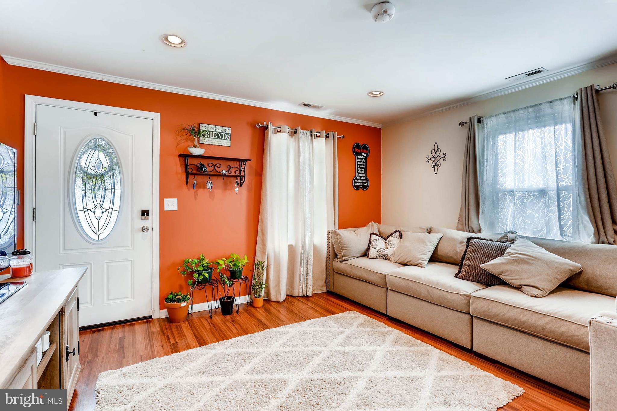 8645 Oakleigh Road Baltimore, MD 21234 - Photo 3 of 28 Plenty of space for entertaining