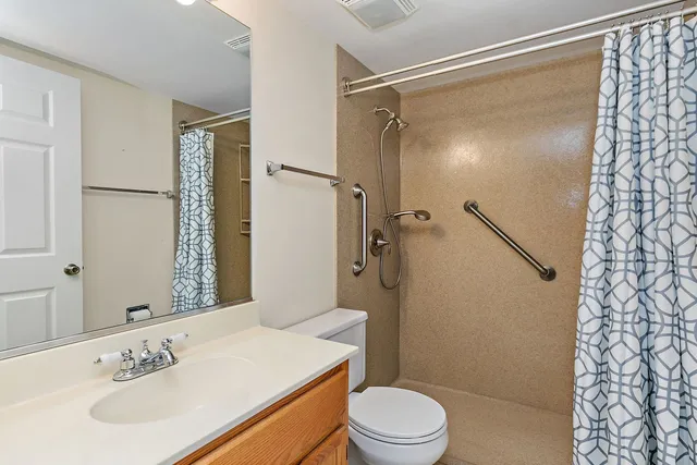 $265,000 | 500 Pembrook Court South, Unit A, Crystal Lake, IL 60014