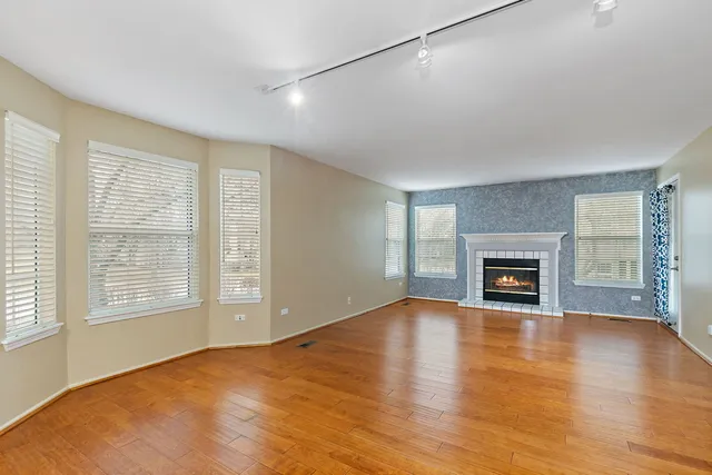 $265,000 | 500 Pembrook Court South, Unit A, Crystal Lake, IL 60014