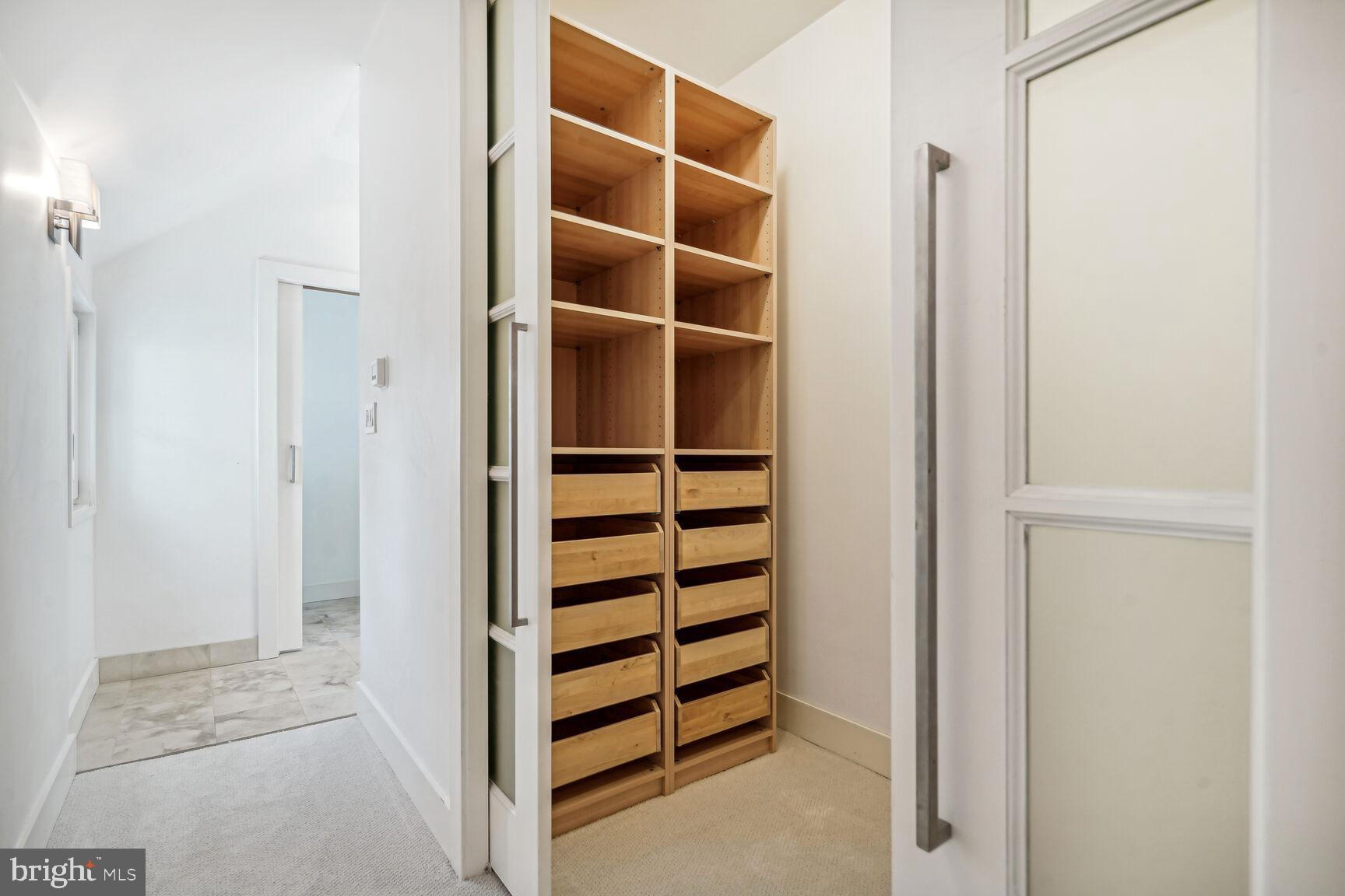 2501 Ridge Rd Drive Alexandria, VA 22302 - Photo 36 of 54