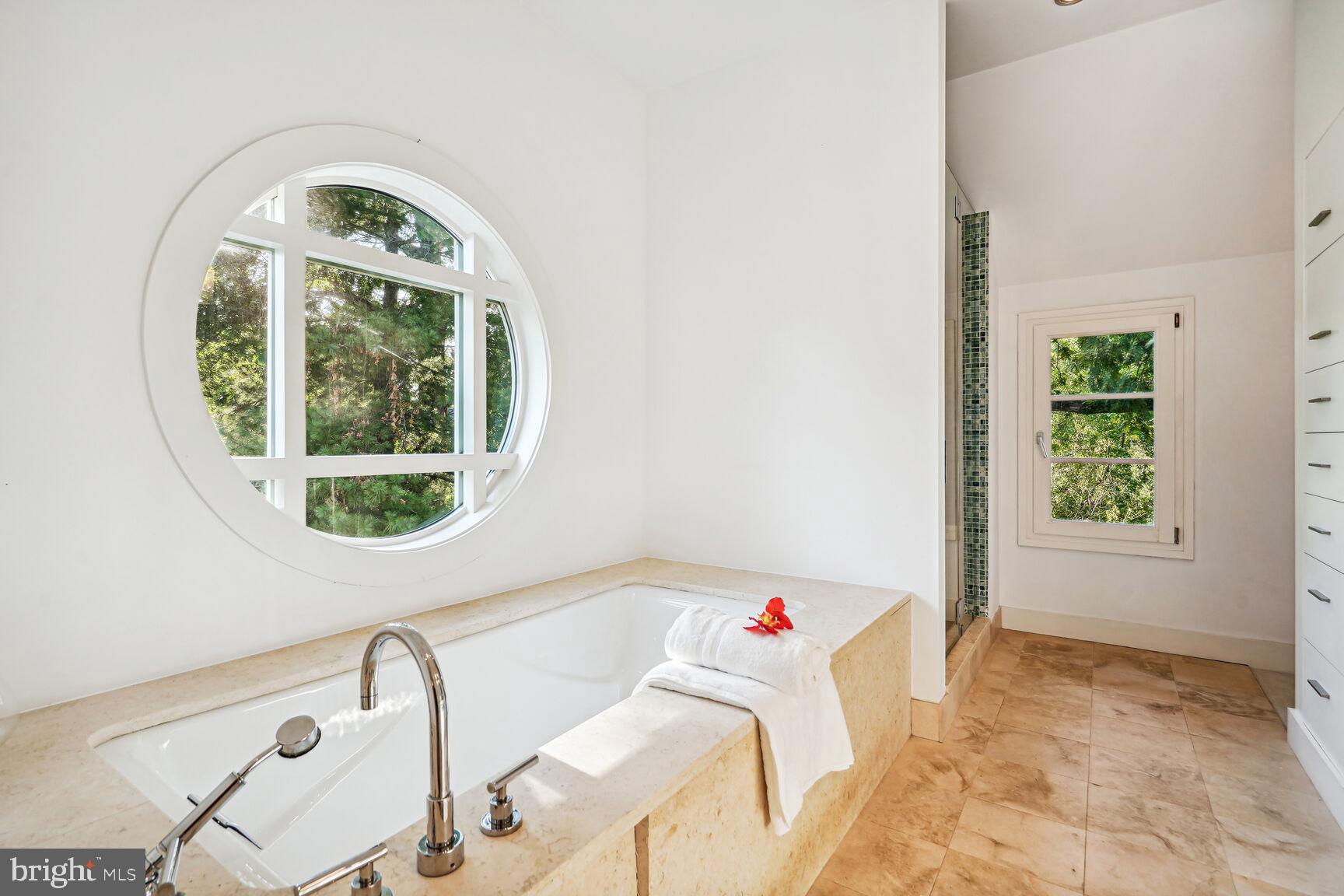 2501 Ridge Rd Drive Alexandria, VA 22302 - Photo 38 of 54