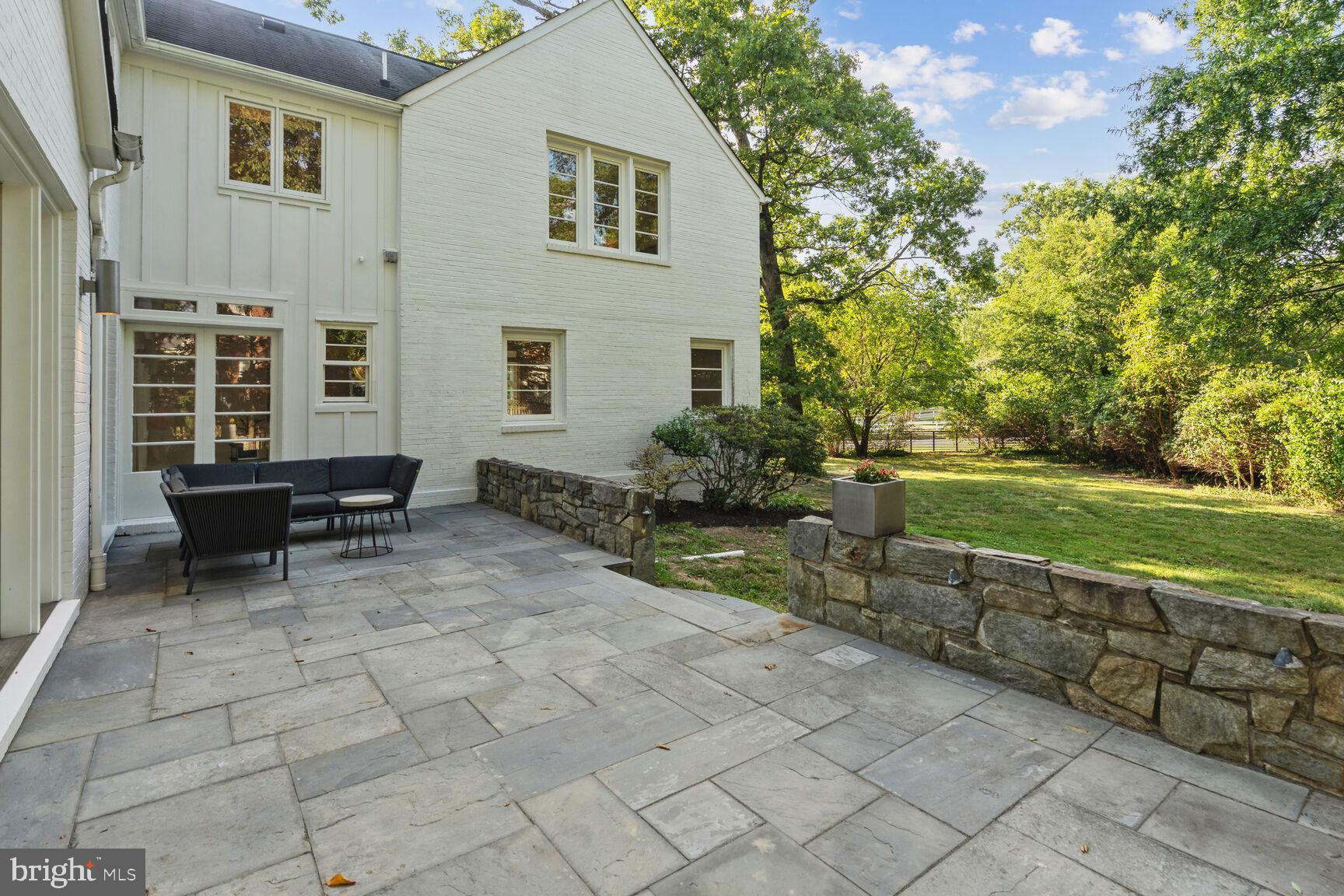 2501 Ridge Rd Drive Alexandria, VA 22302 - Photo 45 of 54