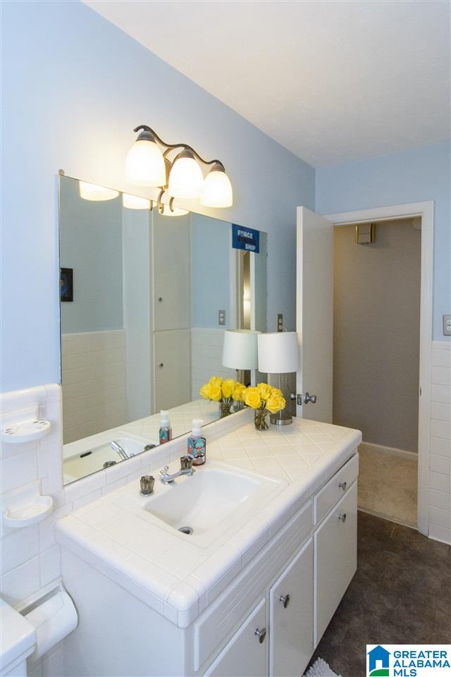 916 Granbury Road Birmingham, AL 35216 - Photo 37 of 50