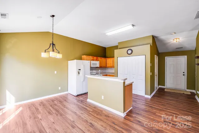 $2,200 | 5911 Vista Verde Court, Charlotte, NC 28273