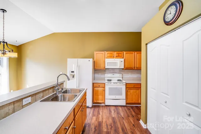 $2,200 | 5911 Vista Verde Court, Charlotte, NC 28273