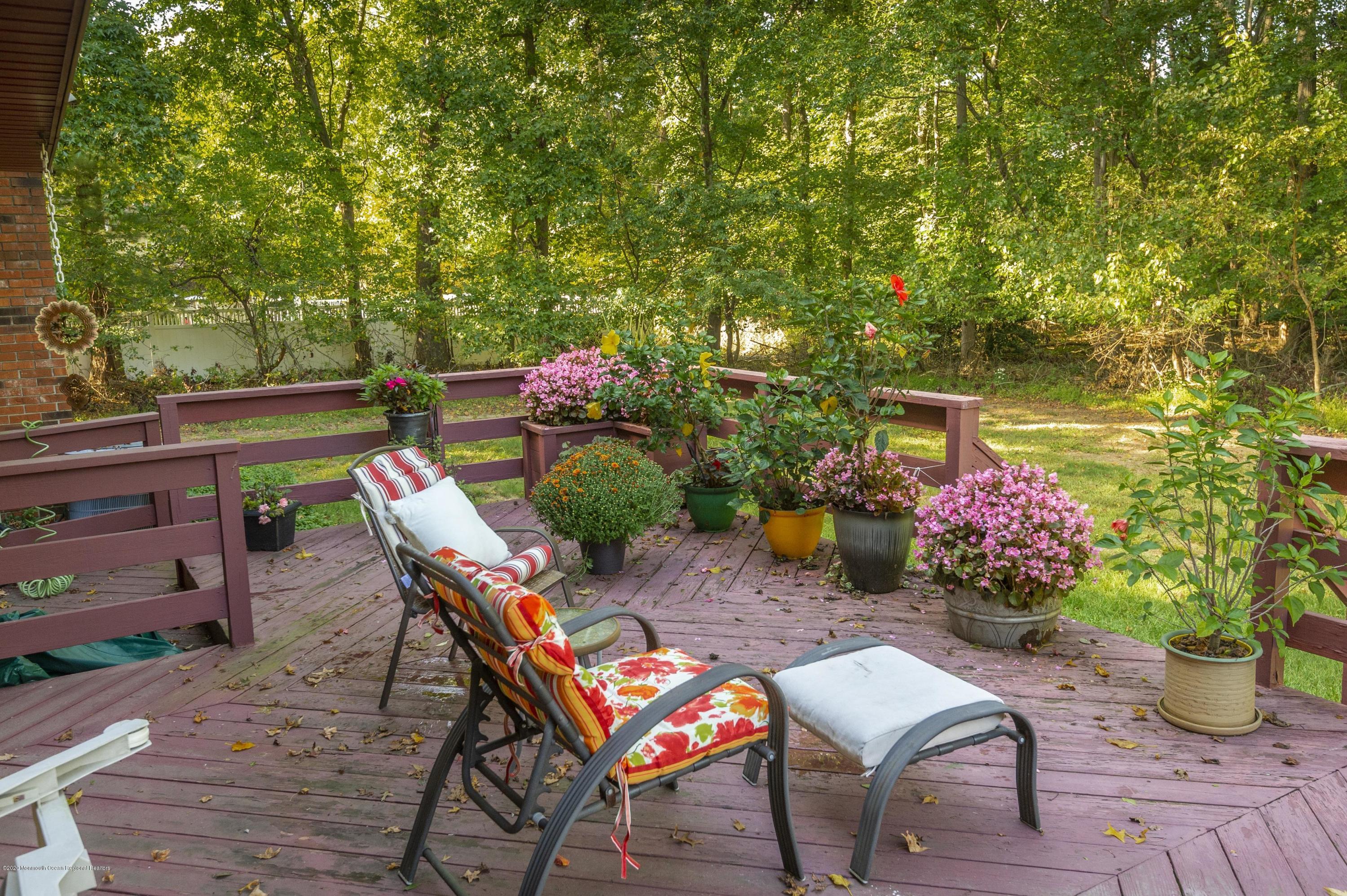 176 Lynch Road Middletown, NJ 07748 - Photo 20 of 24 20-GwbRdur3TXCxDiAzsC7P_8957