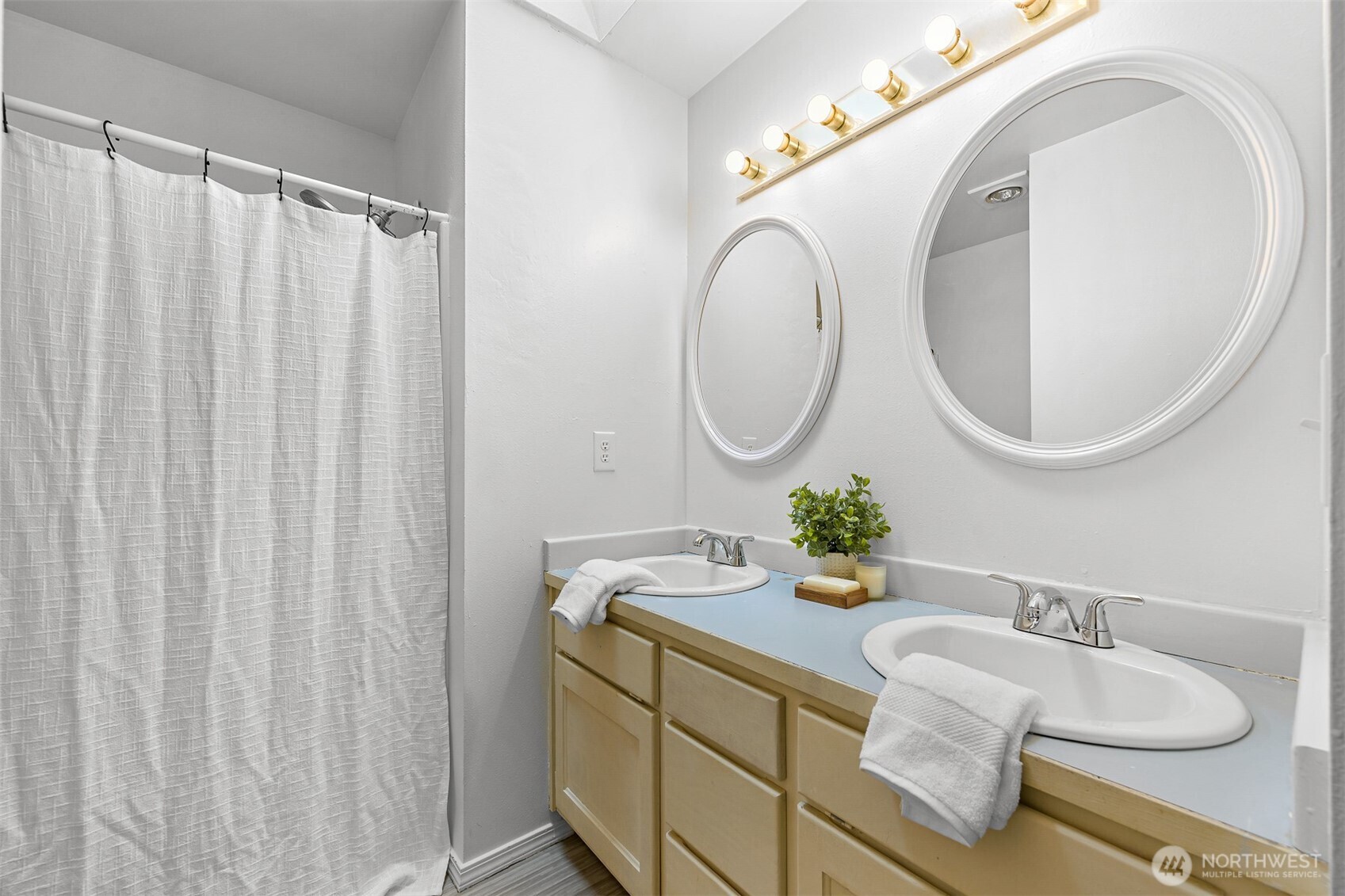 2 Western Lane Bellingham, WA 98229 - Photo 14 of 29