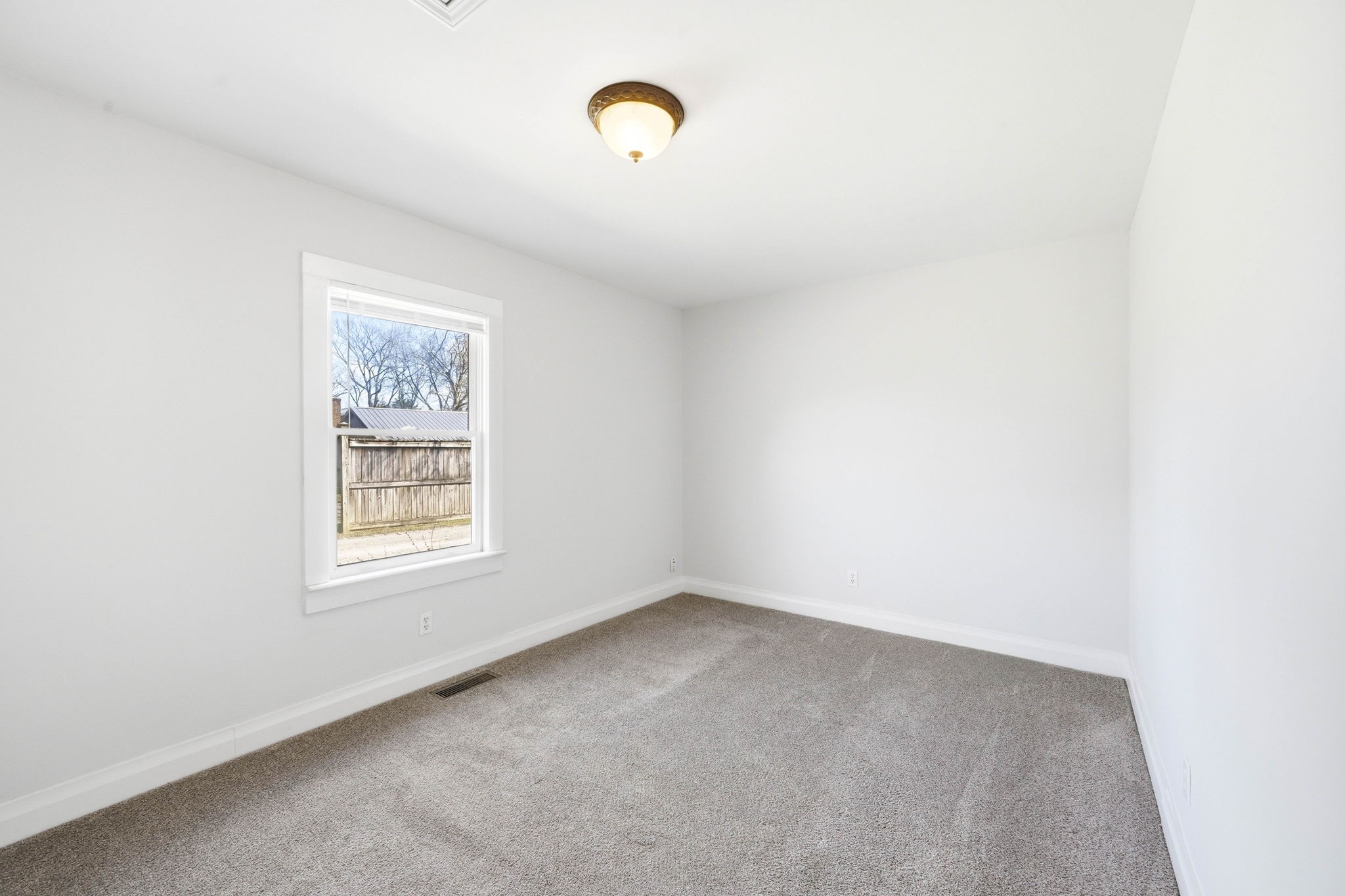 9127 Versailles Road Rockvale, TN 37153 - Photo 11 of 38