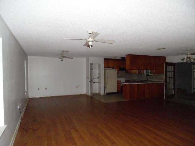 23079 Rochelle Loop Robertsdale, AL 36567 - Photo 5 of 30