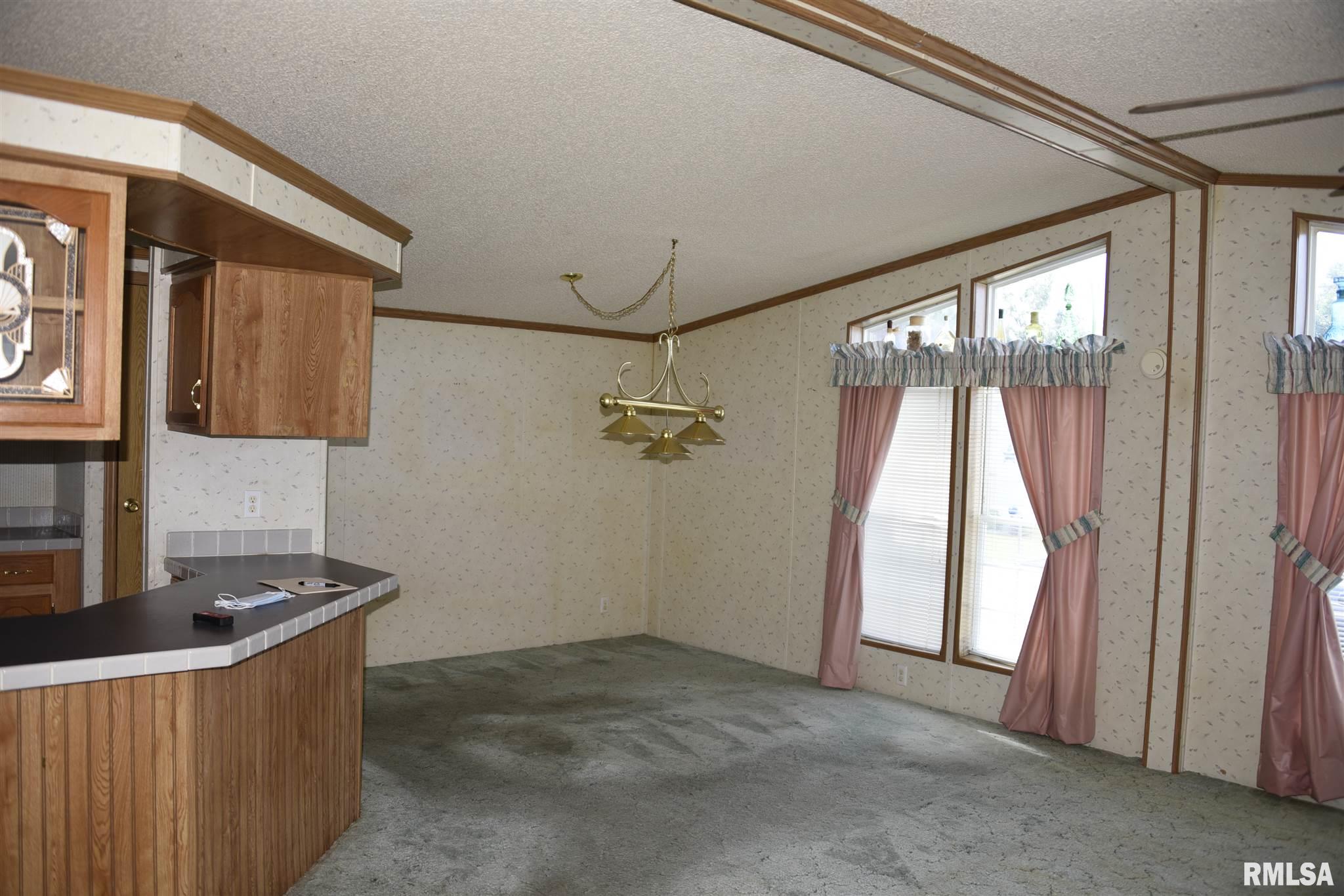3451 Ridge Avenue, Unit 7 Springfield, IL 62702 - Photo 4 of 10