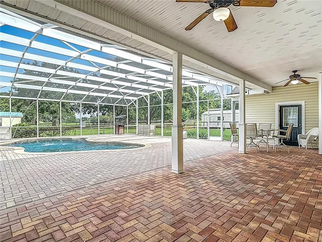 $825,000 | 17670 Southeast 283rd Avenue, Umatilla, FL 32784
