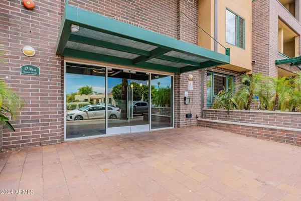 $449,900 | 17 West Vernon Avenue, Unit 11, Phoenix, AZ 85003