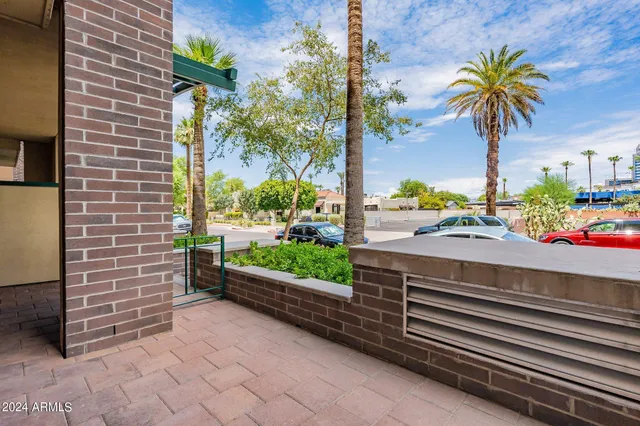$458,000 | 17 West Vernon Avenue, Unit 11, Phoenix, AZ 85003