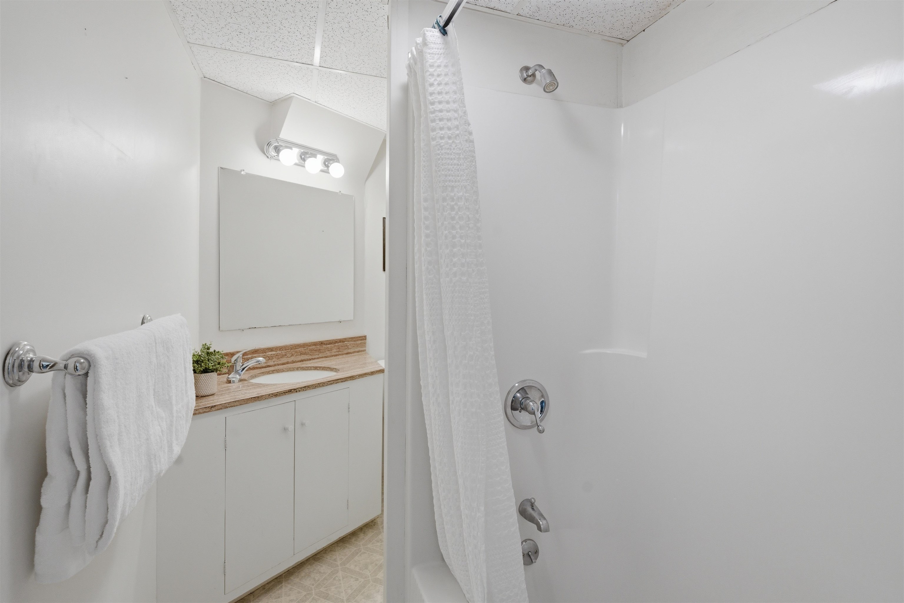 19 Winhall Condo Road, Unit 1 Winhall, VT 05340 - Photo 14 of 18