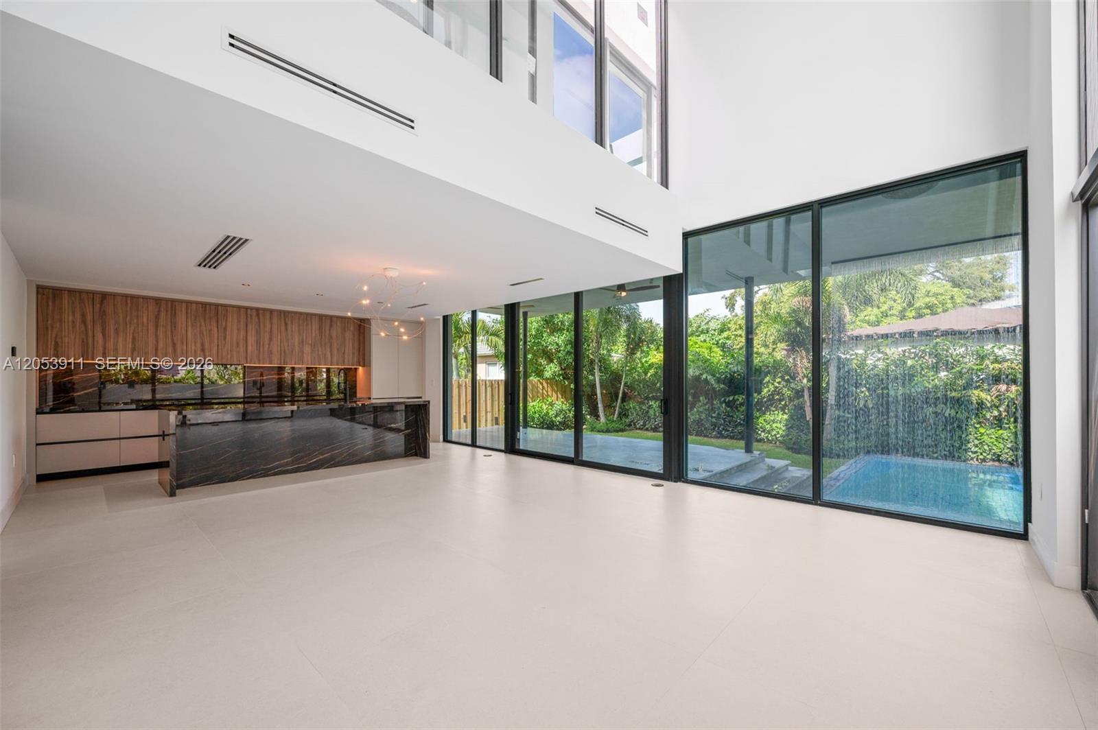 3310 Elizabeth Street Miami, FL 33133 - Photo 4 of 42