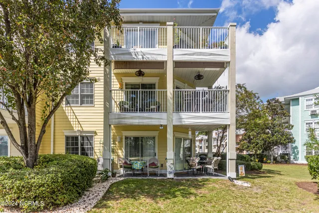 $270,000 | 330 South Middleton Drive Northwest, Unit 804, Calabash, NC 28467