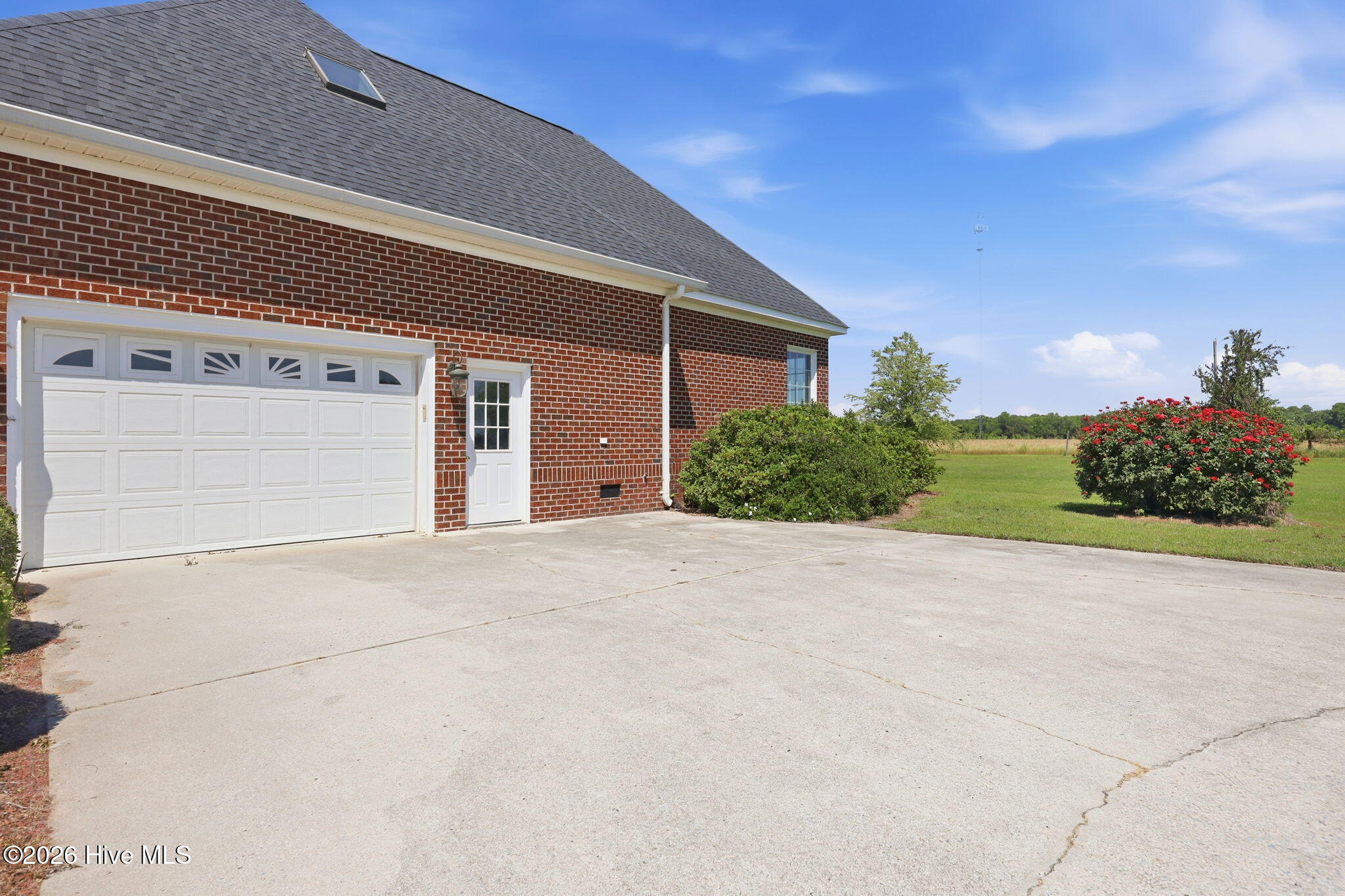 598 Hardy Road Snow Hill, NC 28580 - Photo 56 of 65 Attached garage