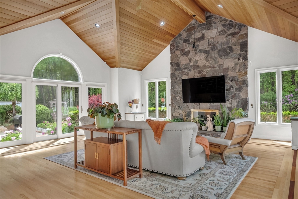 784 Strawberry Hill Road Concord, MA 01742 - Photo 29 of 41