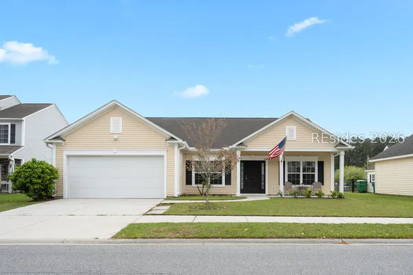 $385,000 | 16 Savannah Oak Drive, Bluffton, SC 29910