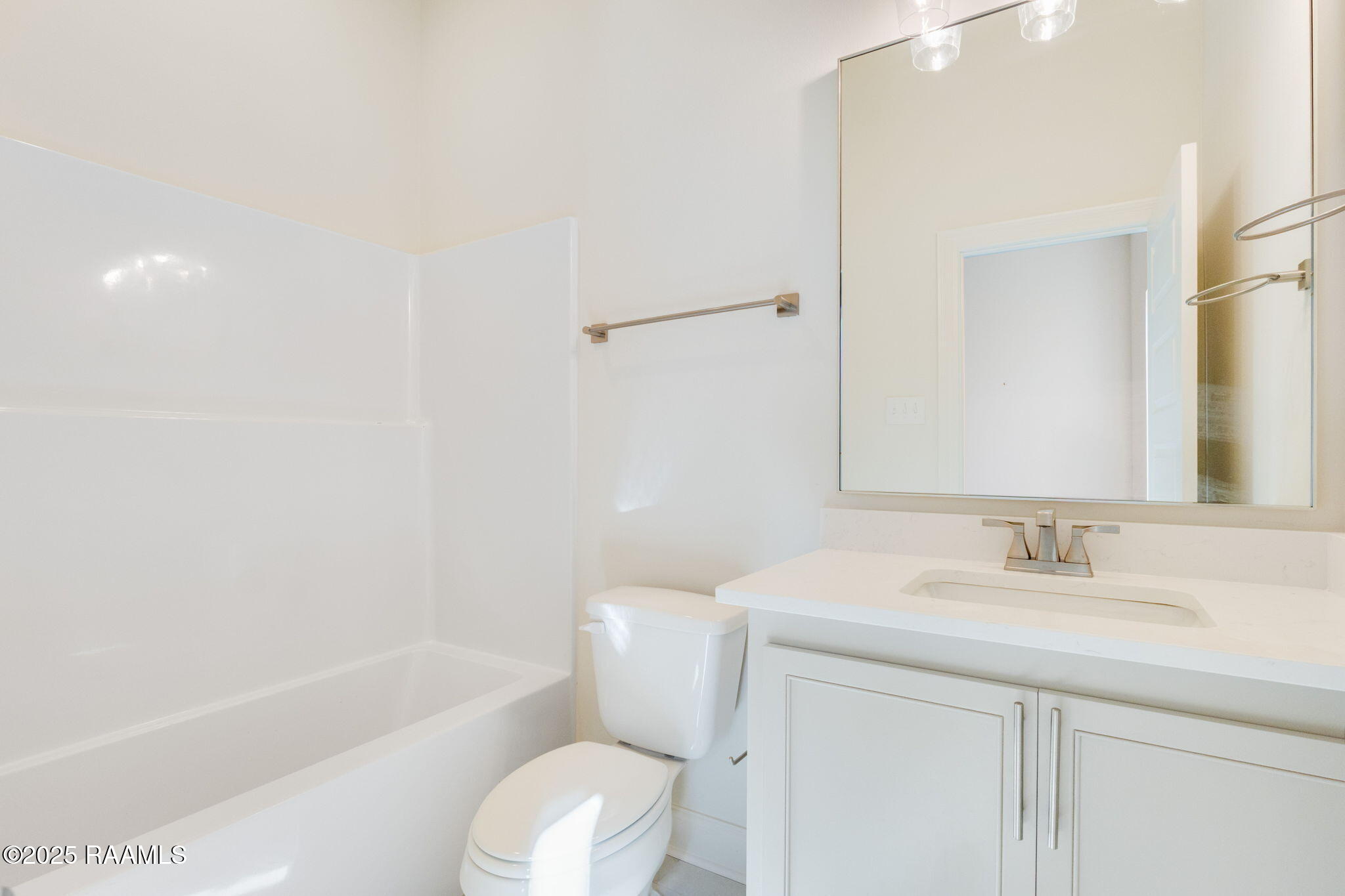 113 Appleton Lane Youngsville, LA 70592 - Photo 15 of 32 18-web-or-mls-113 Appleton Lane-18