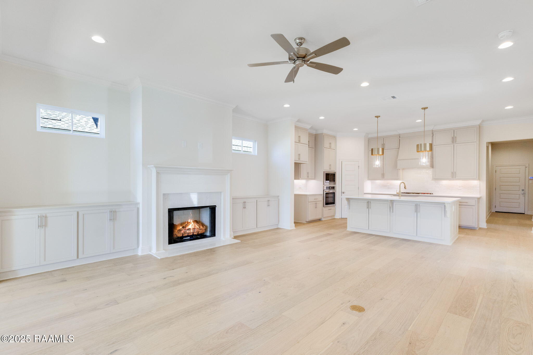 113 Appleton Lane Youngsville, LA 70592 - Photo 5 of 32 6-web-or-mls-113 Appleton Lane-6