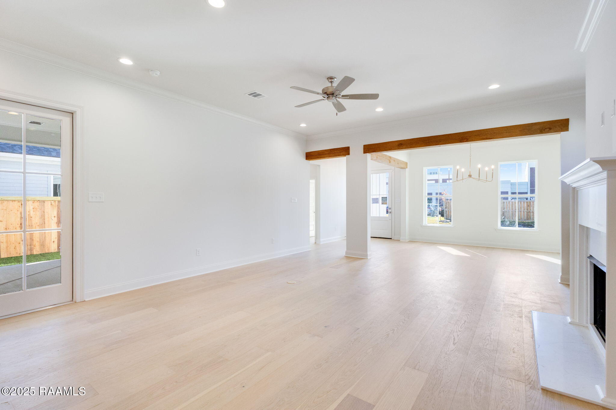 113 Appleton Lane Youngsville, LA 70592 - Photo 6 of 32 7-web-or-mls-113 Appleton Lane-7