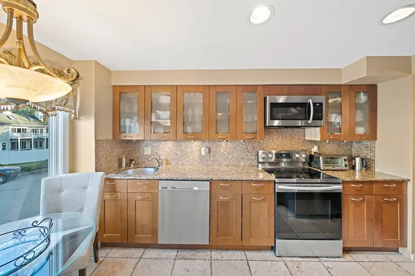 $599,900 | 86 Abington Road, Unit 86, Danvers, MA 01923