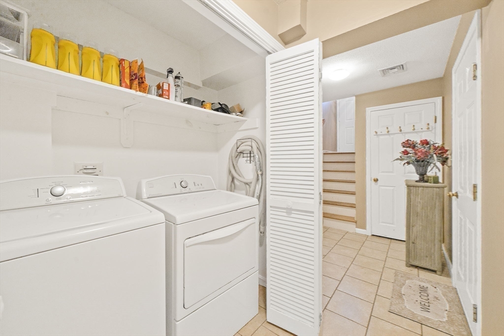 86 Abington Road, Unit 86 Danvers, MA 01923 - Photo 27 of 41