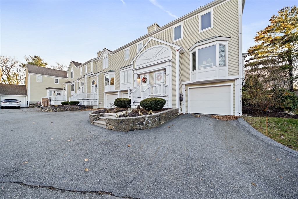 86 Abington Road, Unit 86 Danvers, MA 01923 - Photo 37 of 41