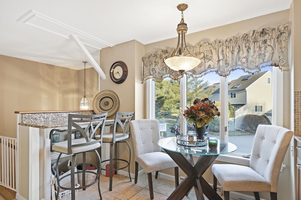 86 Abington Road, Unit 86 Danvers, MA 01923 - Photo 5 of 41