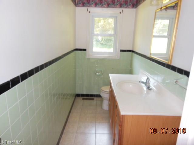 5150 High Point Road Kernersville, NC 27284 - Photo 8 of 12 Gallery Image 8