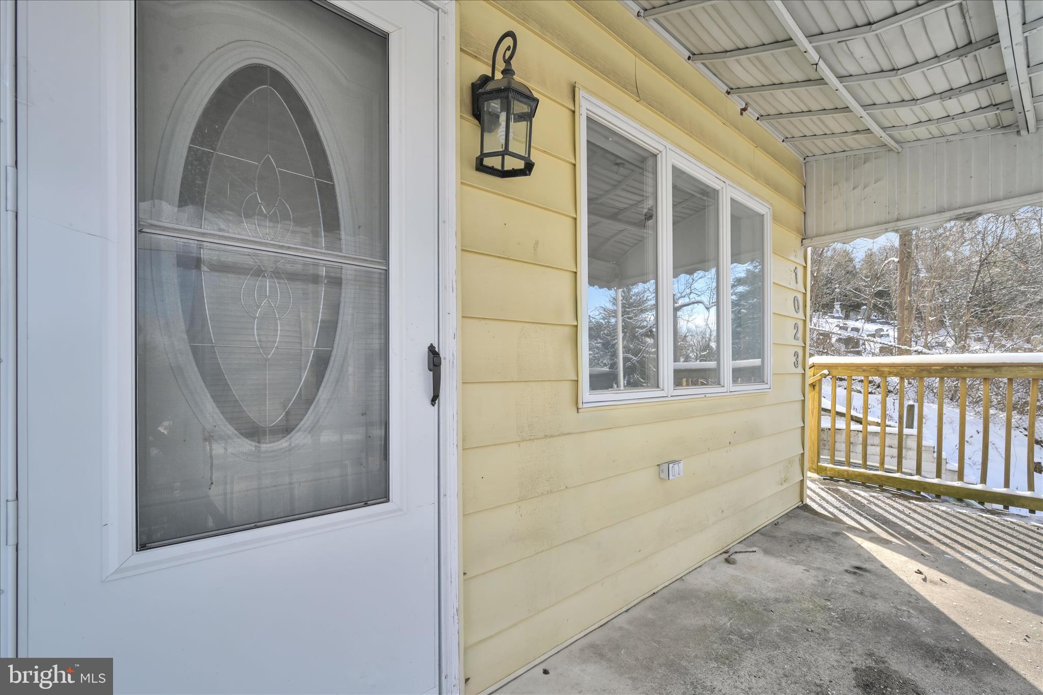 1023 Schuylkill Avenue Pottsville, PA 17901 - Photo 7 of 26 Entrance
