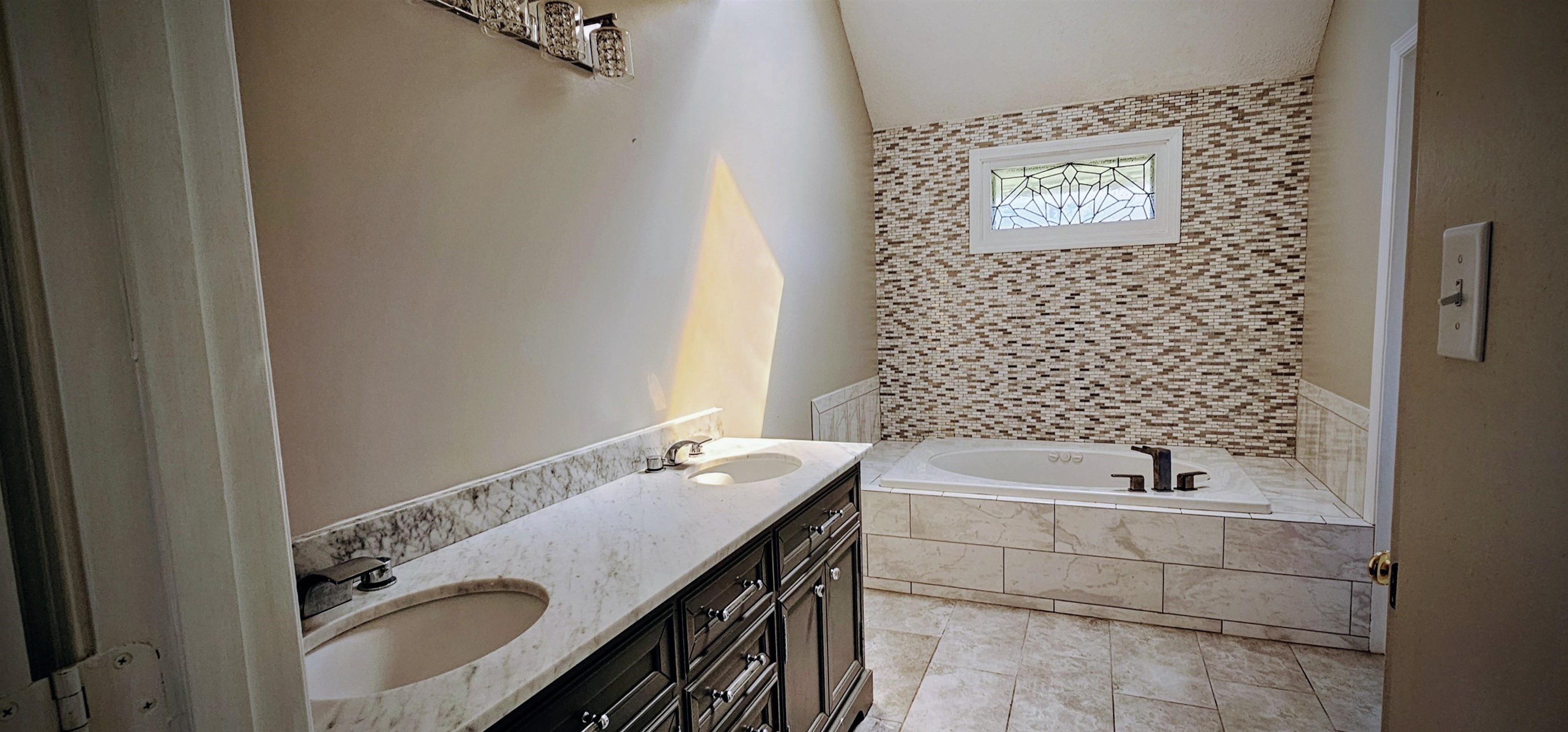 4000 Bobby Jones Road Memphis, TN 38125 - Photo 8 of 15 Gallery Image 8