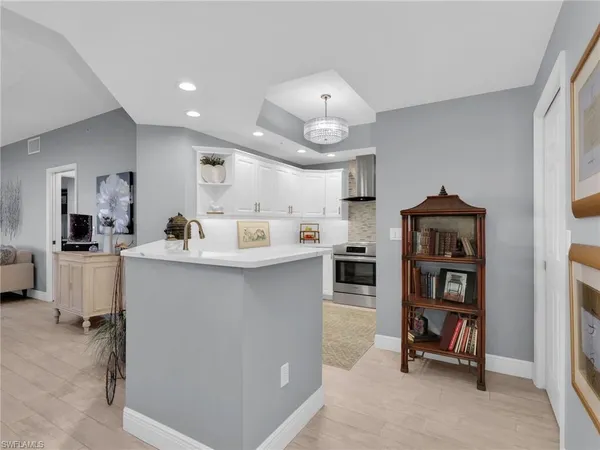 $775,000 | 1001 Arbor Lake Drive, Unit 507, Naples, FL 34110