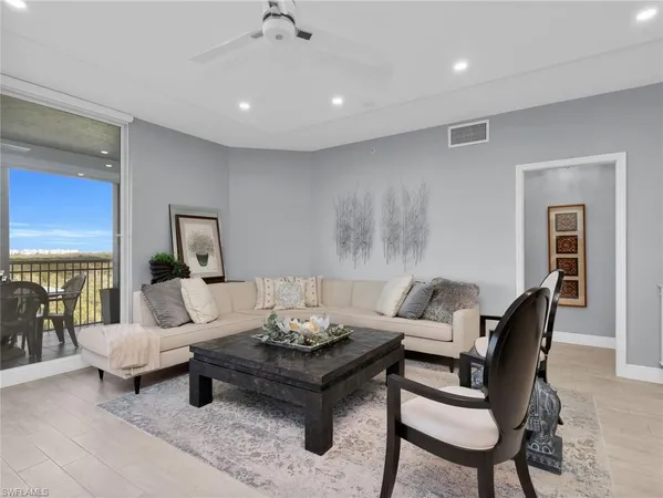 $775,000 | 1001 Arbor Lake Drive, Unit 507, Naples, FL 34110