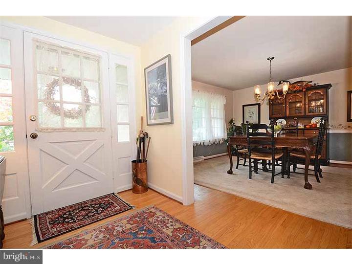 566 Beale Road Blue Bell, PA 19422 - Photo 3 of 24 Foyer