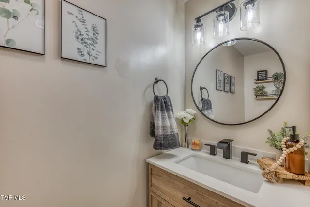 $399,900 | 2309 Fox Meadows Circle, Bluff City, TN 37618