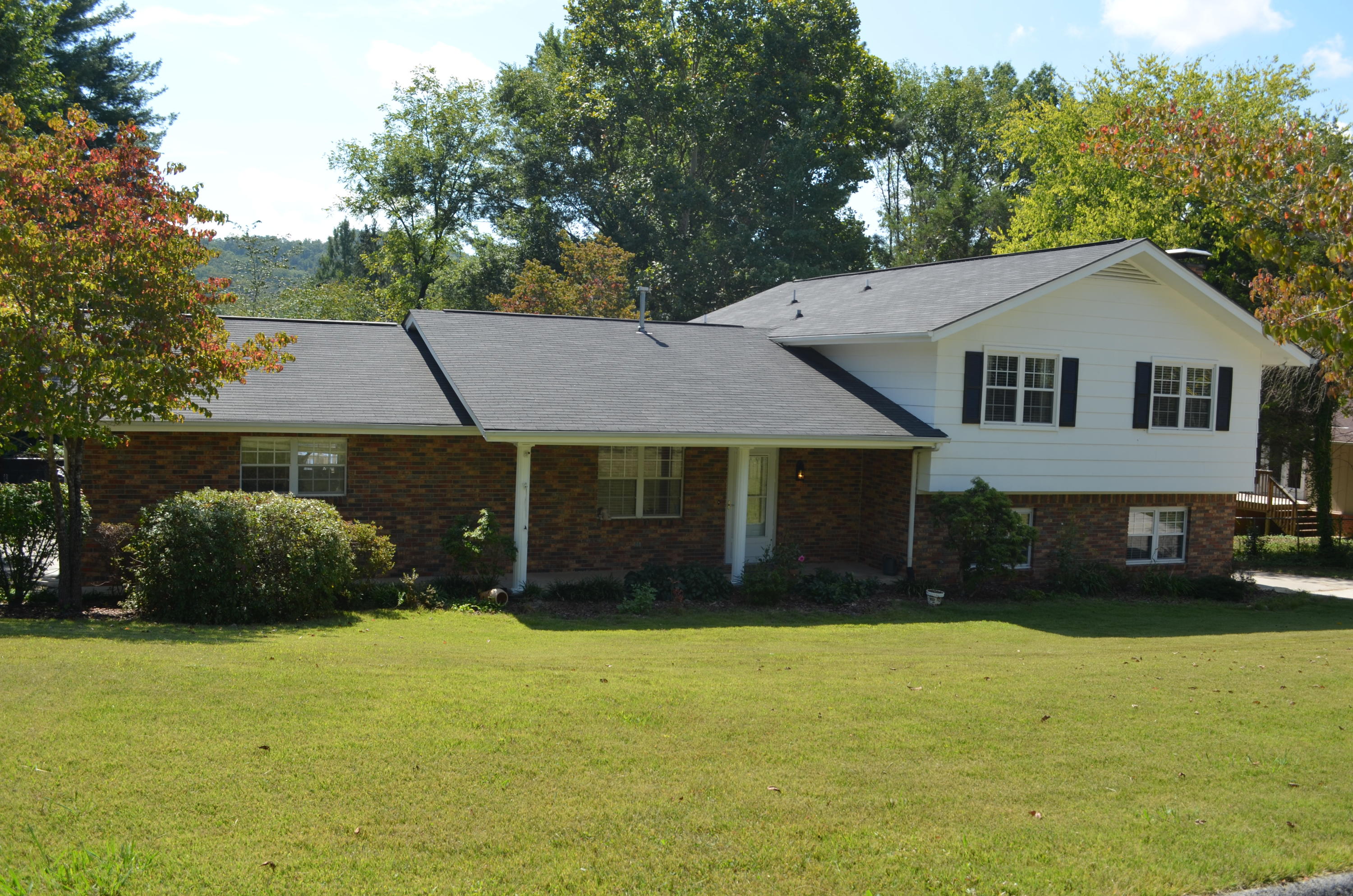 106 Baker Lane Oak Ridge, TN 37830 - Photo 1 of 20 Street view