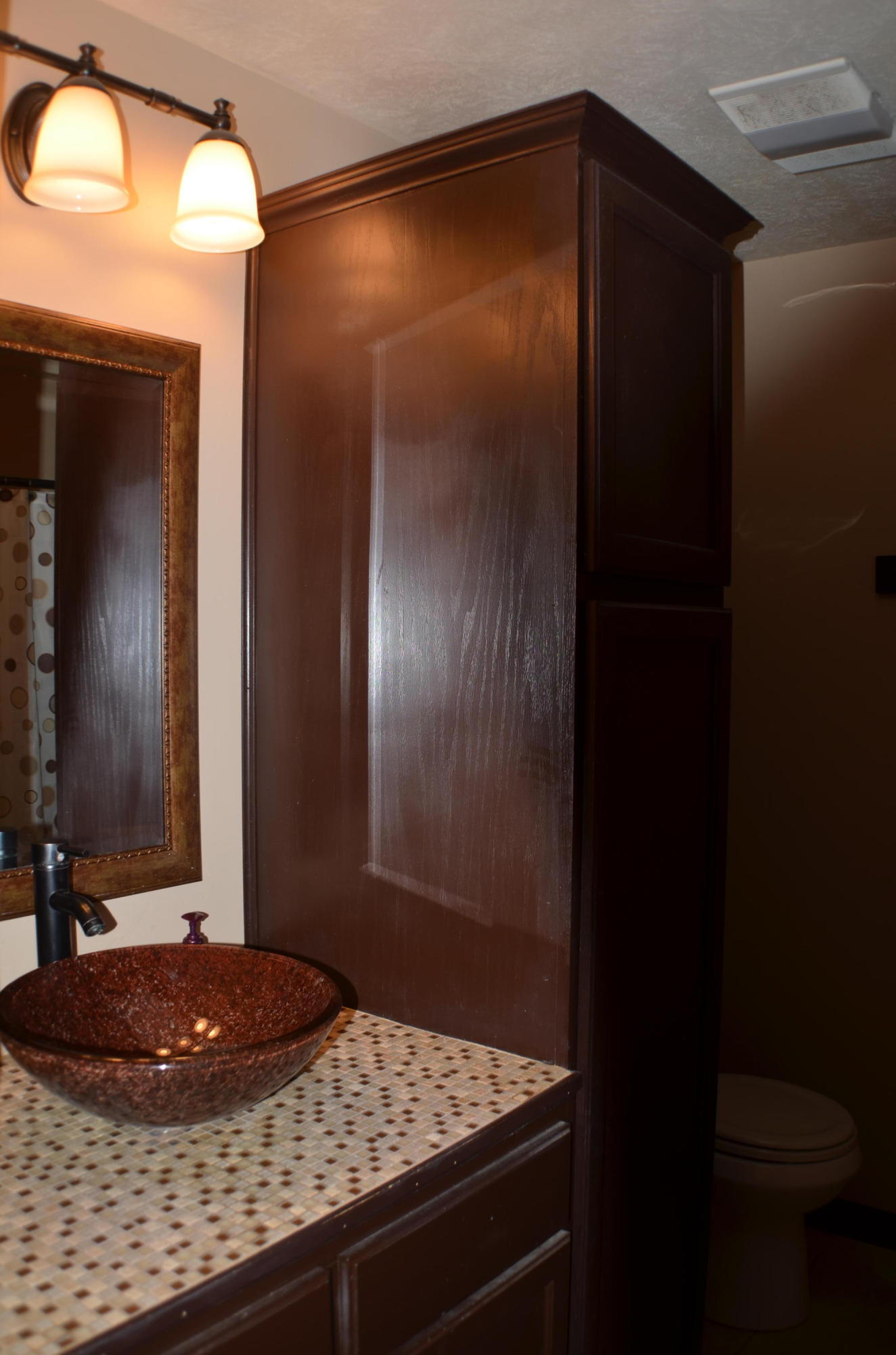 106 Baker Lane Oak Ridge, TN 37830 - Photo 4 of 20 Upstairs bath