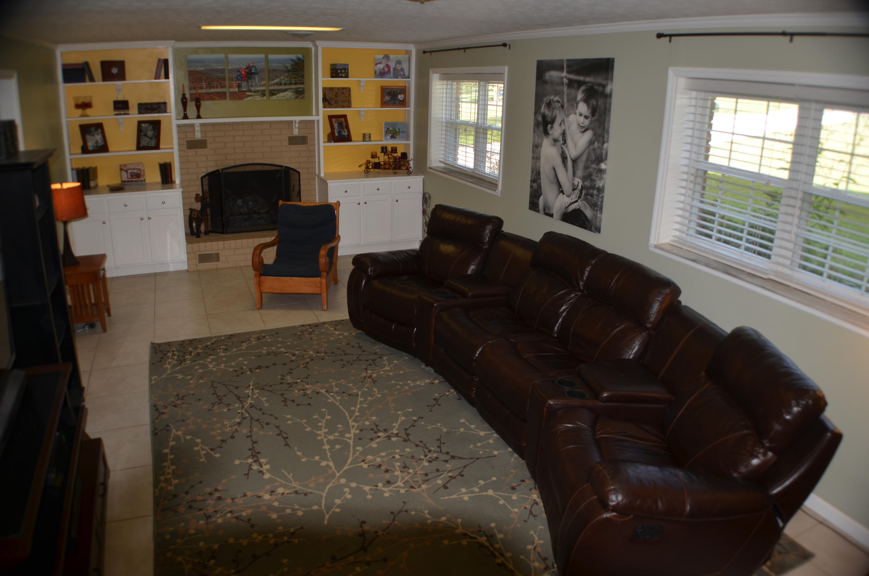 106 Baker Lane Oak Ridge, TN 37830 - Photo 9 of 20 Living Room